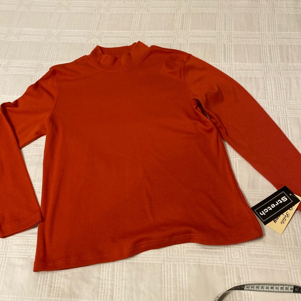 Company Collection burnish soft comfy crew neck shirt size M petite NWT (OL)